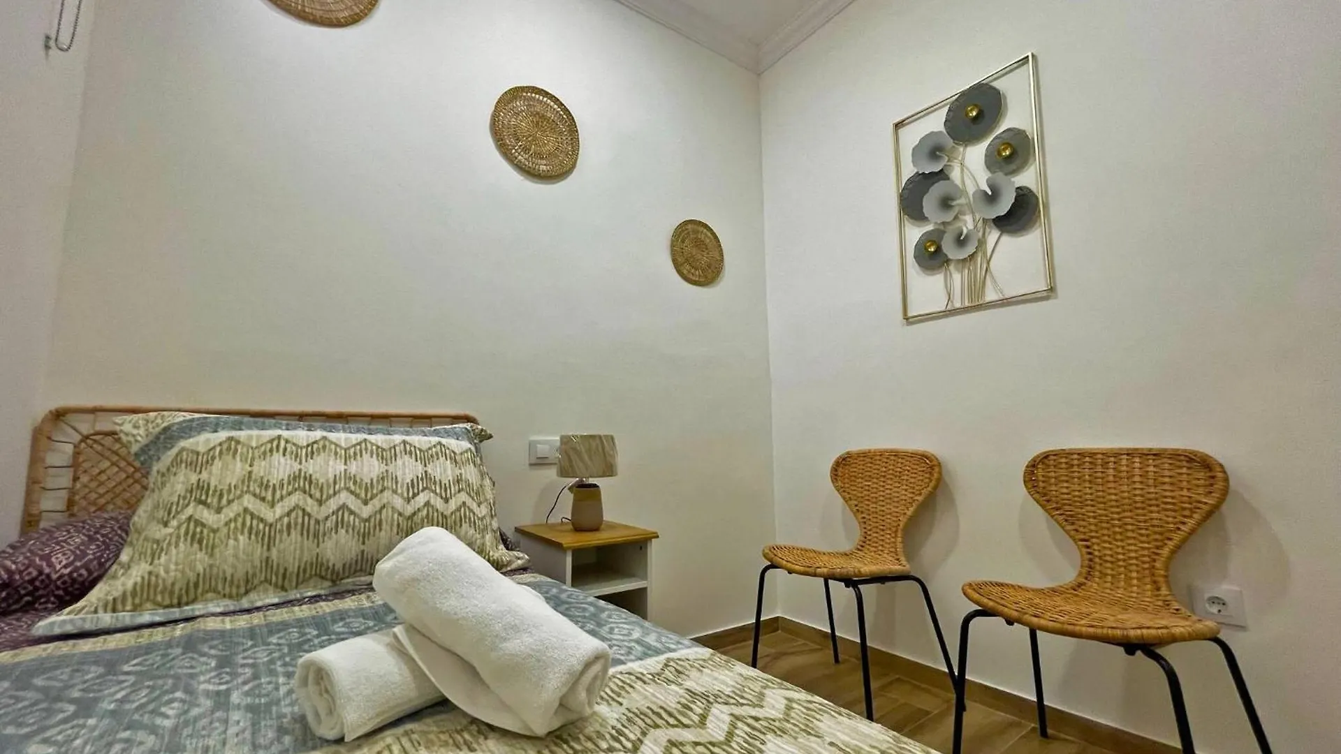Apartamento J Burgos - Ole Solutions エル・プエルト・デ・サンタ・マリア 0*,  スペイン
